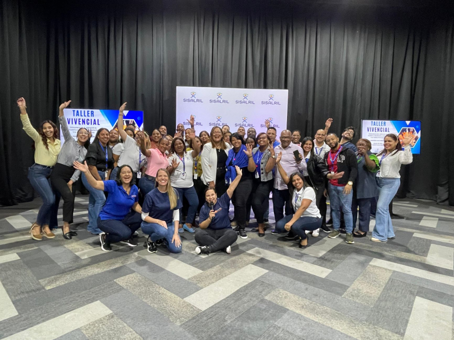 SISALRIL realiza taller vivencial sobre la excelencia en el servicio al cliente