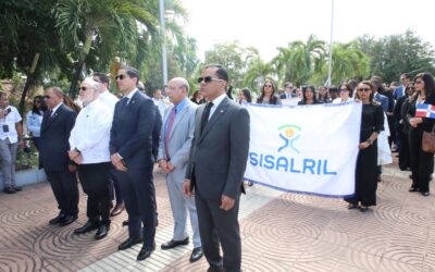 SISALRIL reafirma su compromiso con el fortalecimiento de la atención ciudadana mediante emotivo acto de ofrenda floral
