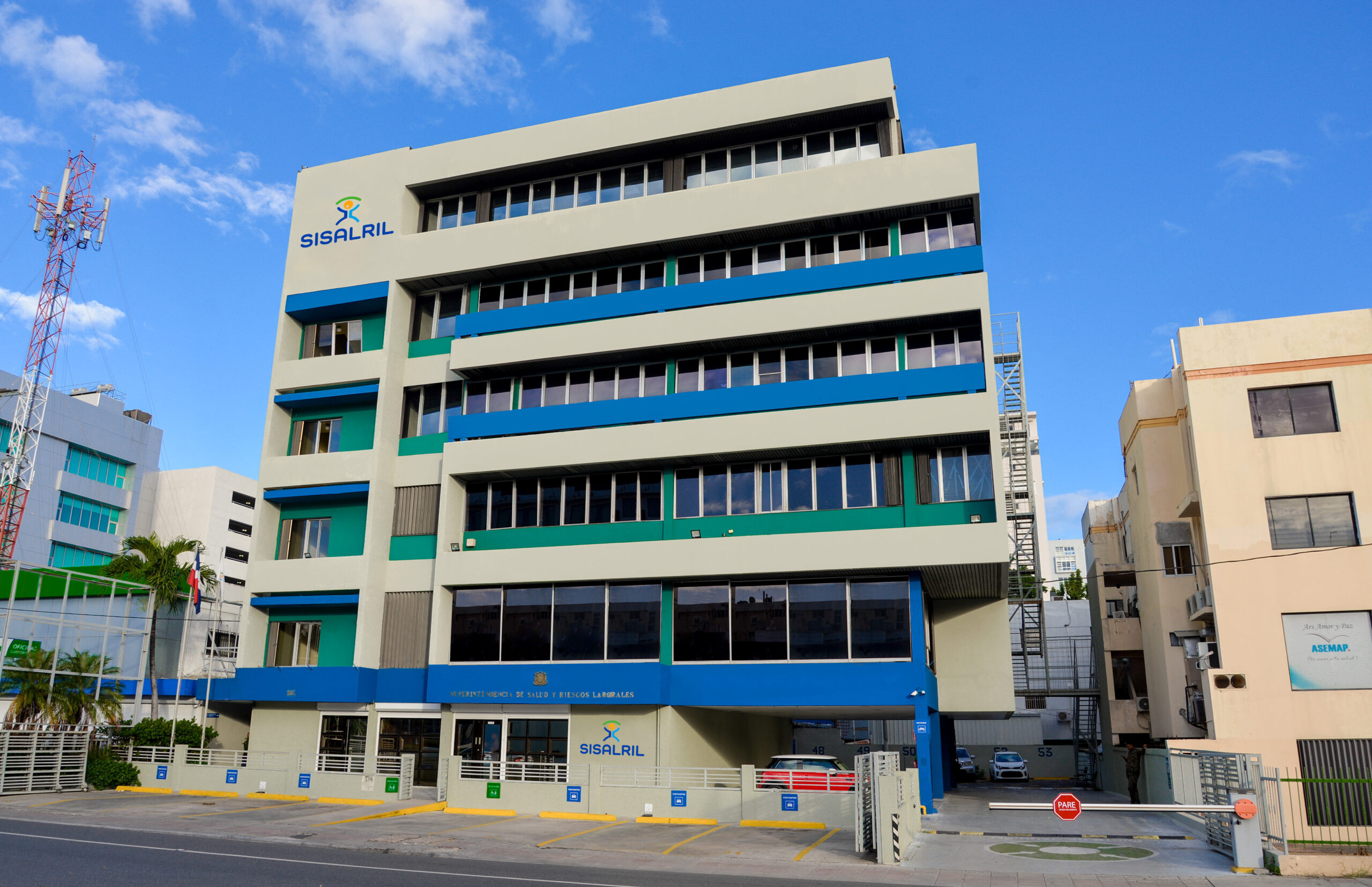 SISALRIL avanza estudio de viabilidad para propuesta de cobertura de mamoplastia asociada a gigantomastia