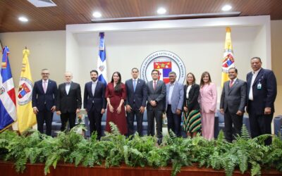 Miguel Ceara Hatton aboga por transparencia información de las ARS y prestadores de salud