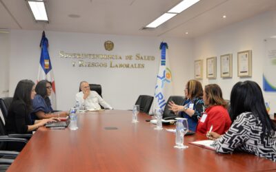 SISALRIL recibe a Sociedad de Médicos Auditores con miras a fortalecer procesos en el sistema de salud