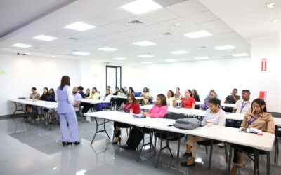 Fortaleciendo la equidad: SISALRIL capacita a su personal en género y derechos de la mujer