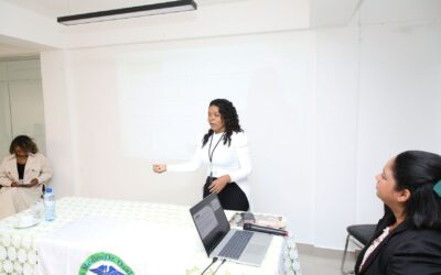 SISALRIL intensifica jornada de capacitación en centros médicos del país