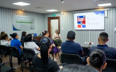 Colaboradores de la SISALRIL se capacitan en trato digno a personas con discapacidad