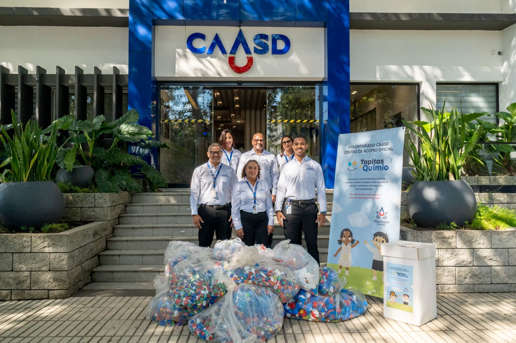 SISALRIL renueva compromiso social con entrega de más de 90 mil tapas de plástico para apoyar quimioterapias