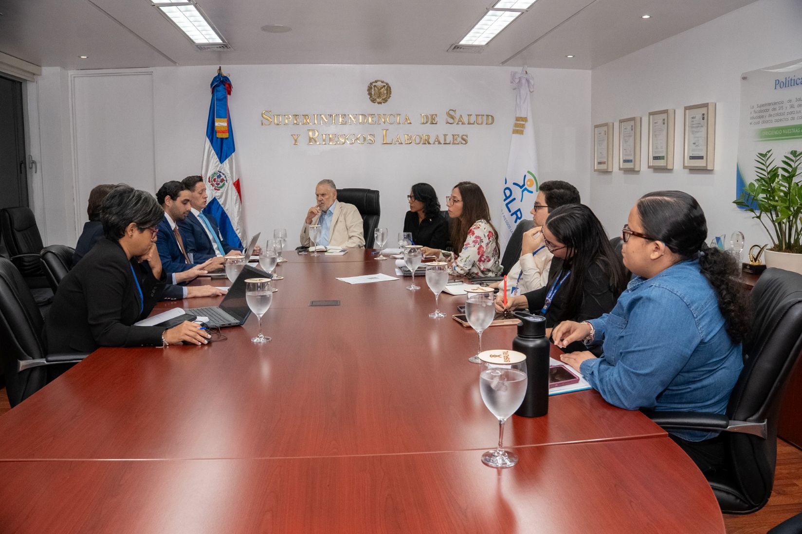 SISALRIL encabeza encuentro con Asociación Nacional de Centros Diagnósticos Independientes SISALRIL encabeza encuentro con Asociación Nacional de Centros Diagnósticos Independientes