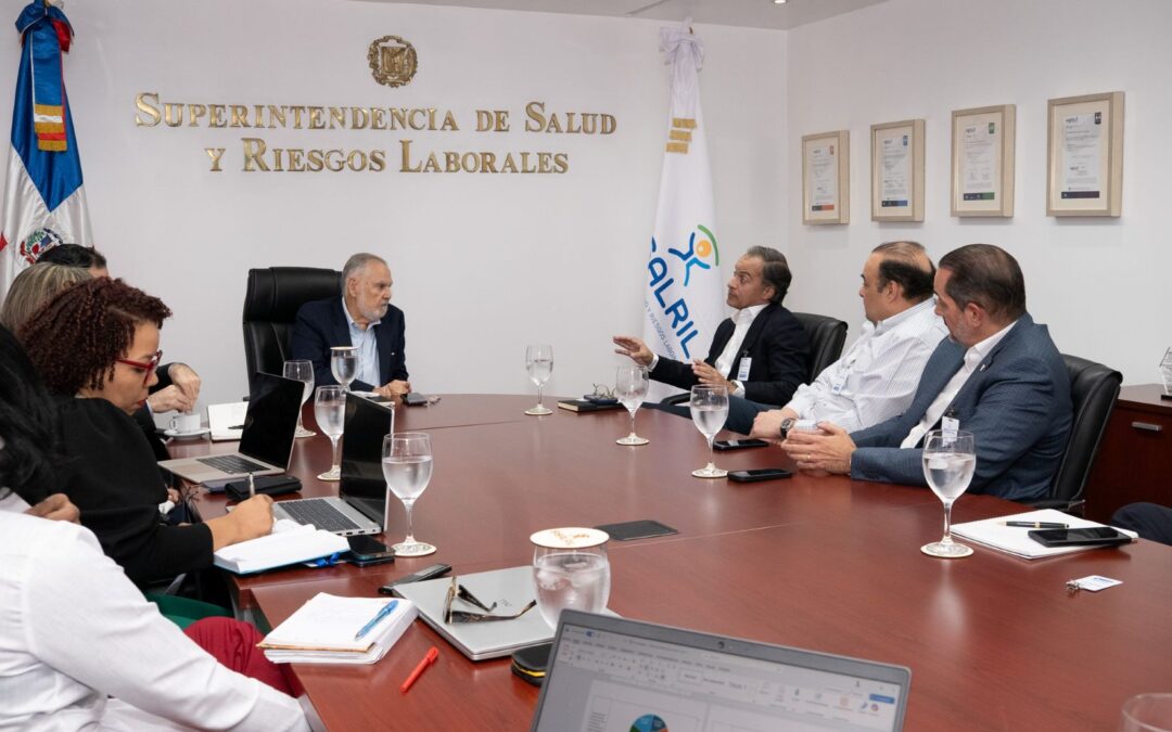 SISALRIL e INFADOMI analizan mejoras al acceso y calidad de medicamentos