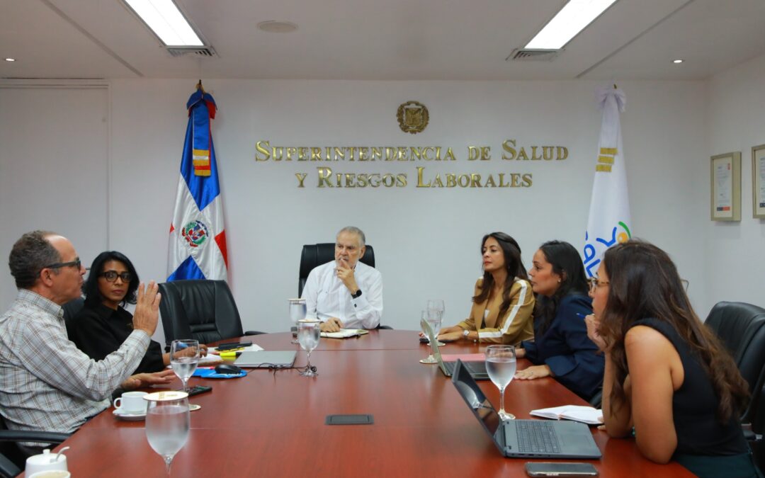 SISALRIL socializa iniciativas sobre enfermedades raras con la Alianza Dominicana de Asociaciones de Pacientes