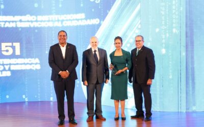 Reconocen a la SISALRIL en ITICGE 2025 por excelencia en servicios digitales al ciudadano