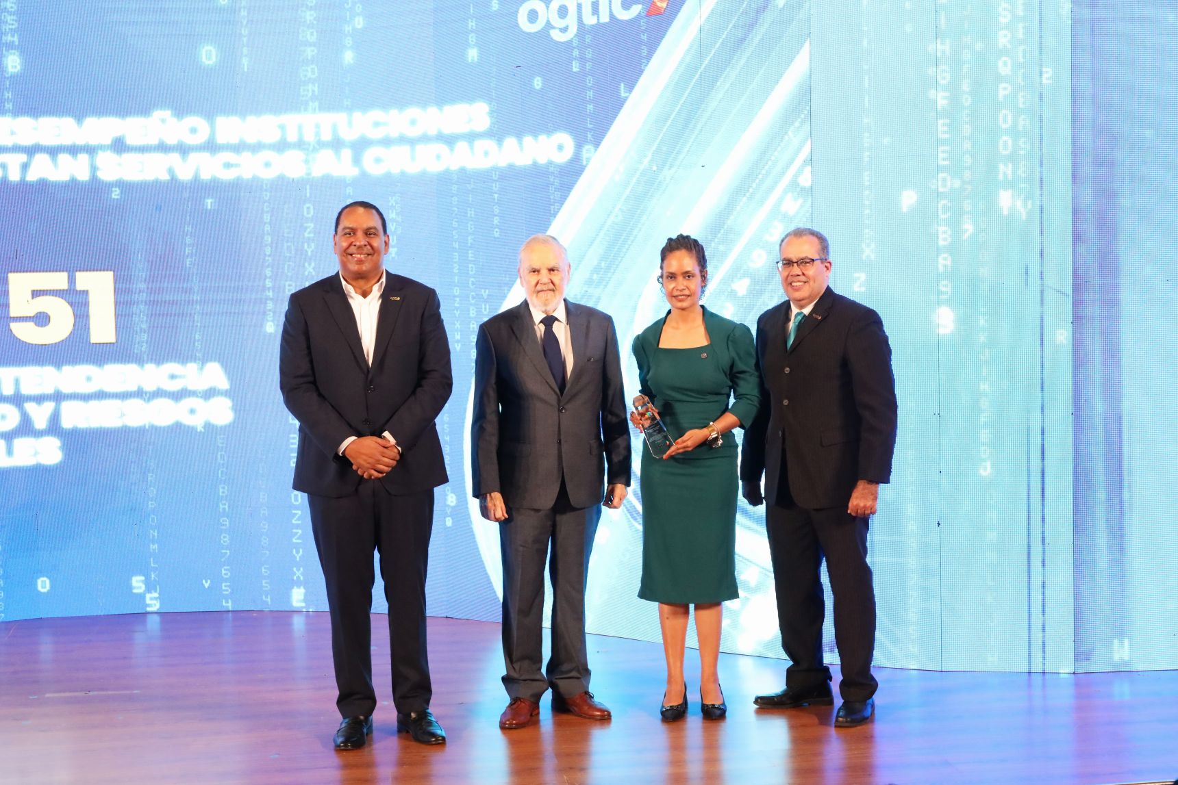 Reconocen a la SISALRIL en ITICGE 2025 por excelencia en servicios digitales al ciudadano