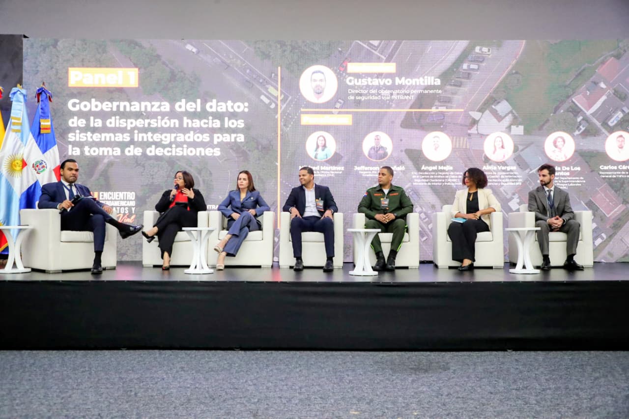 SISALRIL participa en panel sobre gobernanza del dato en el VIII Encuentro Iberoamericano de Seguridad Vial SISALRIL participa en panel sobre gobernanza del dato en el VIII Encuentro Iberoamericano de Seguridad Vial