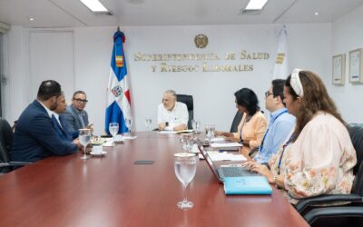 SISALRIL se reúne con representantes del Colegio Dominicano de Cirujanos