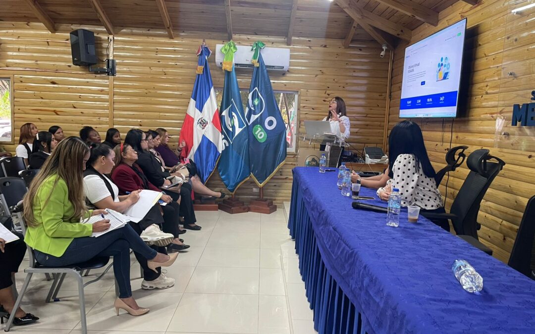 SISALRIL capacita a colaboradores del Servicio Regional de Salud Ozama