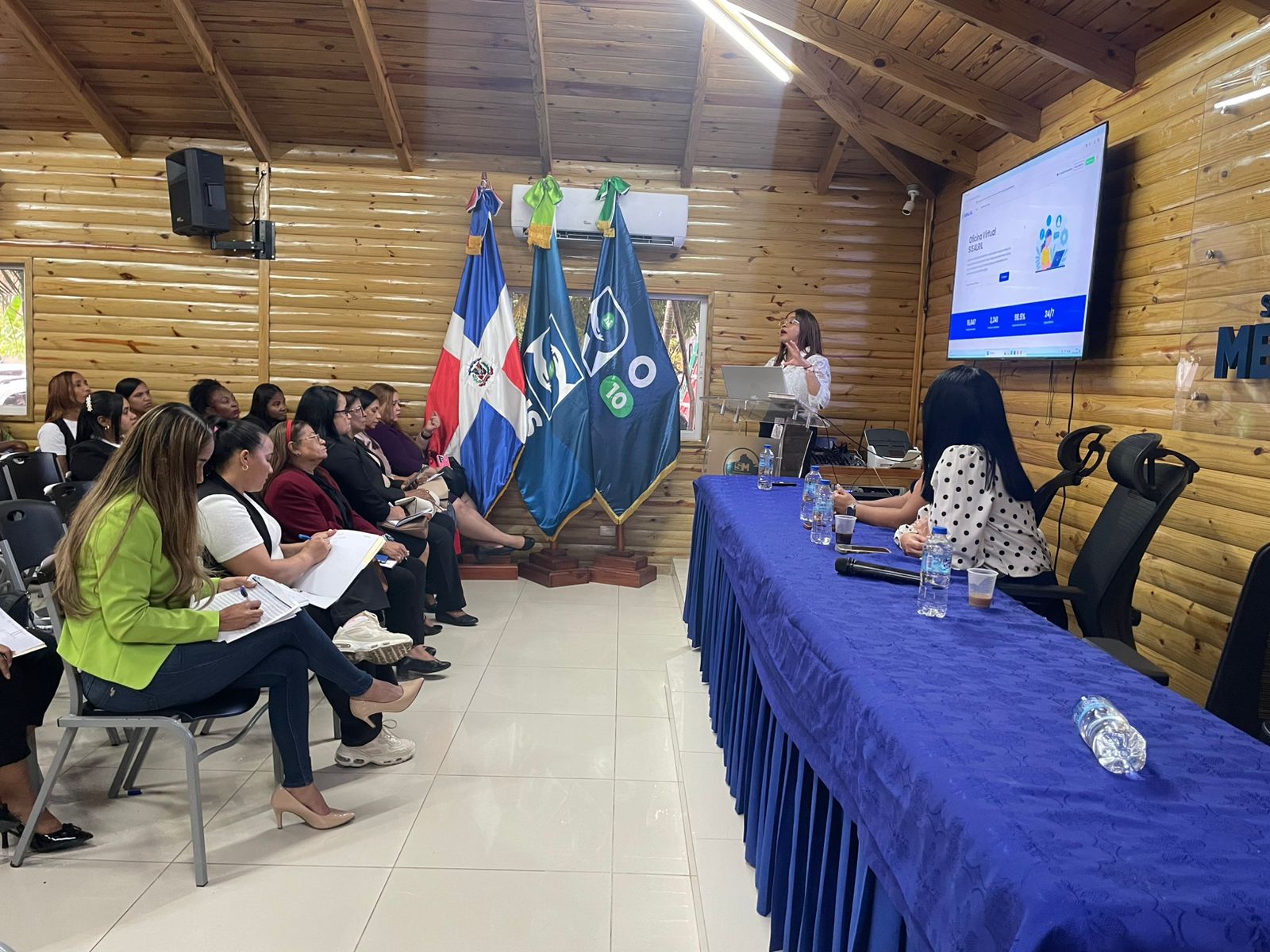 SISALRIL capacita a colaboradores del Servicio Regional de Salud Ozama SISALRIL capacita a colaboradores del Servicio Regional de Salud Ozama